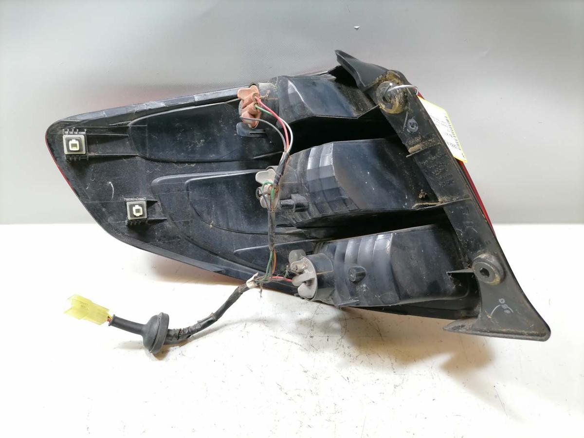 Suzuki SX4 EY original Rücklicht Rückleuchte Schlussleuchte rechts BJ11